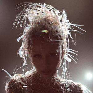 宝贝把腿分大我要添你下面漫画
